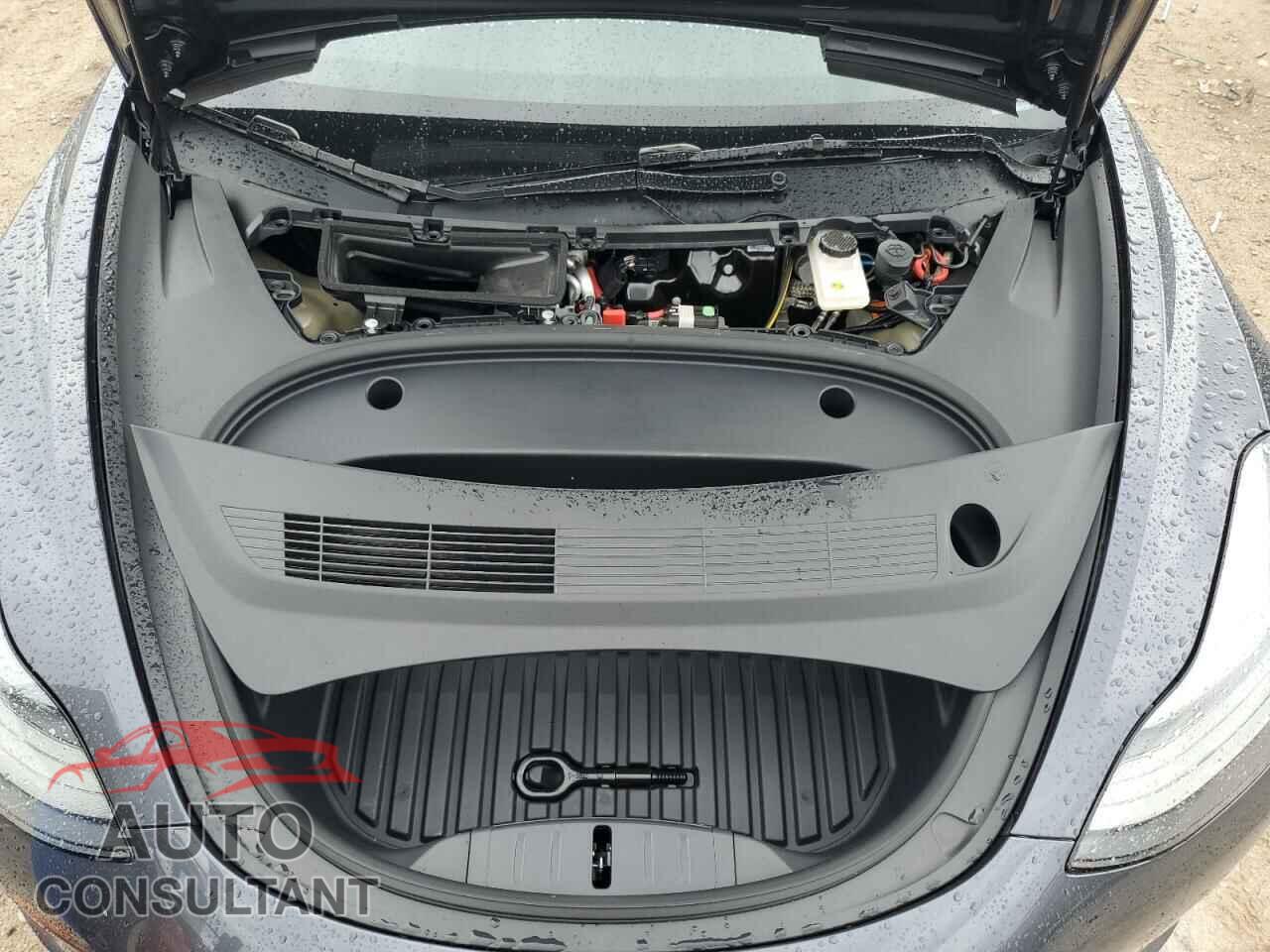 TESLA MODEL 3 2023 - 5YJ3E1EA5PF674730