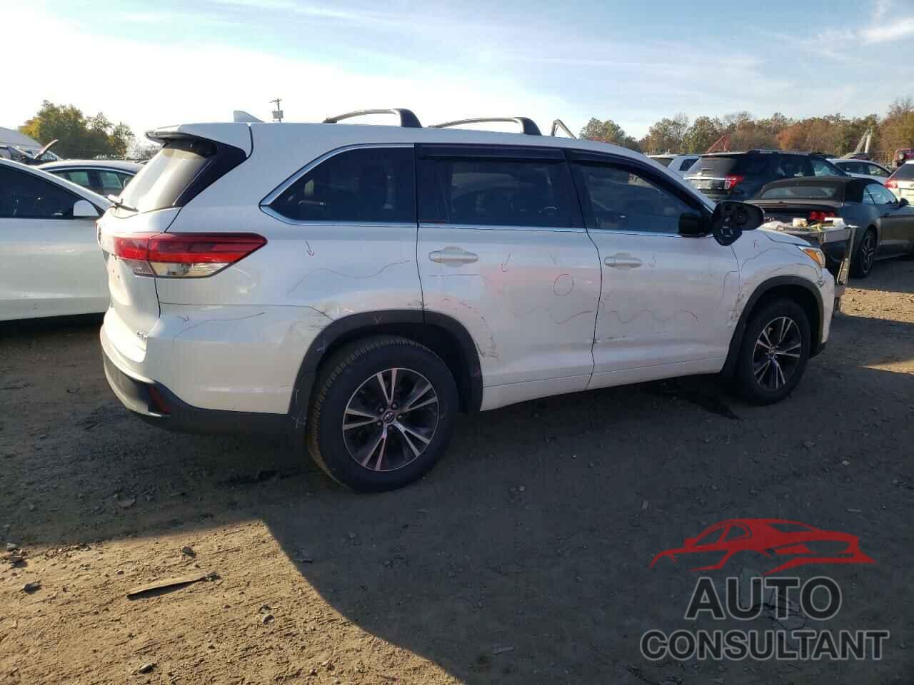 TOYOTA HIGHLANDER 2017 - 5TDBZRFH8HS376342