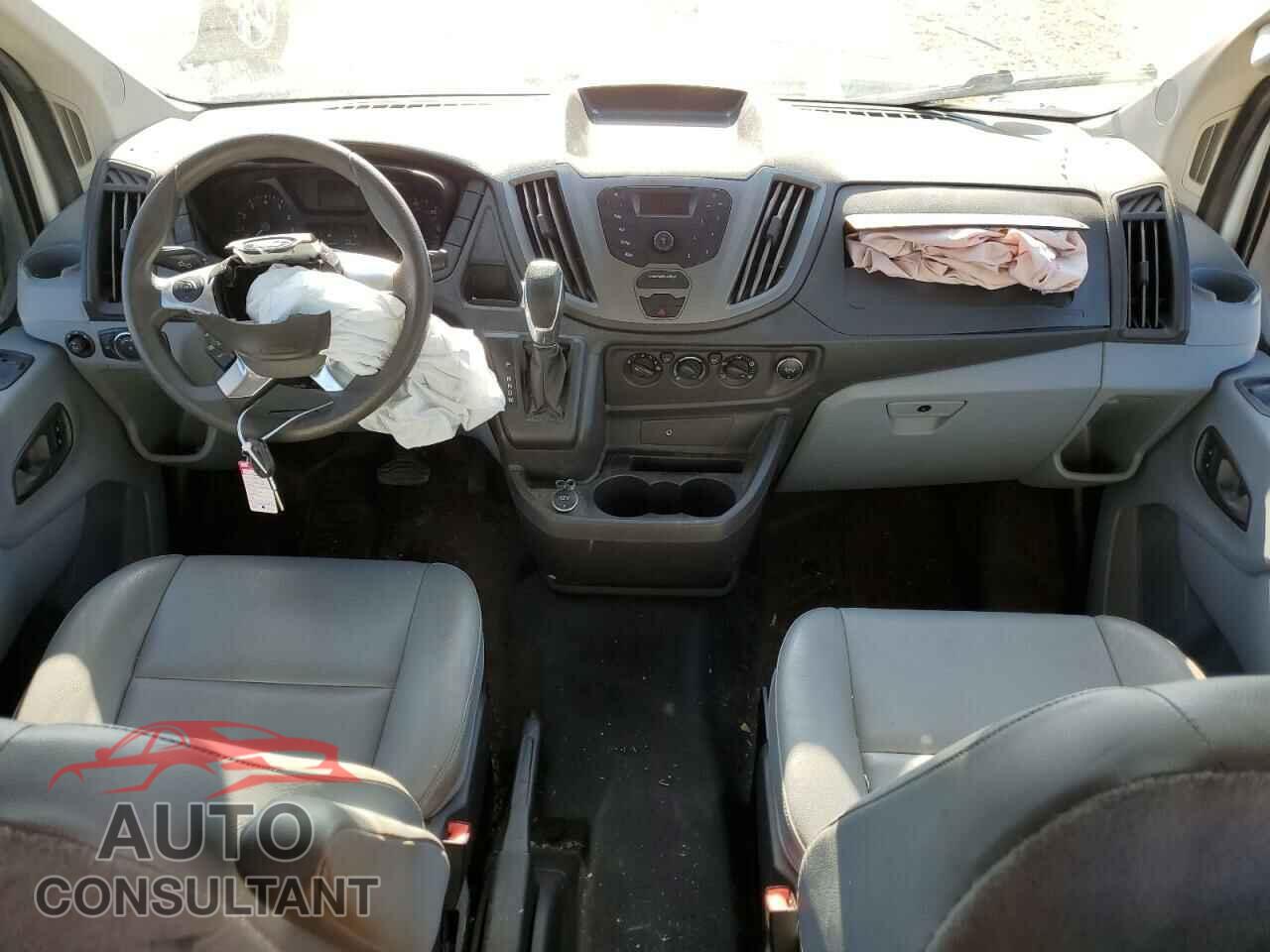 FORD TRANSIT 2019 - 1FTYR2CM7KKA01687