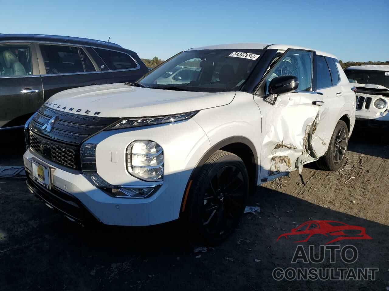 MITSUBISHI OUTLANDER 2023 - JA4J4UA87PZ019505
