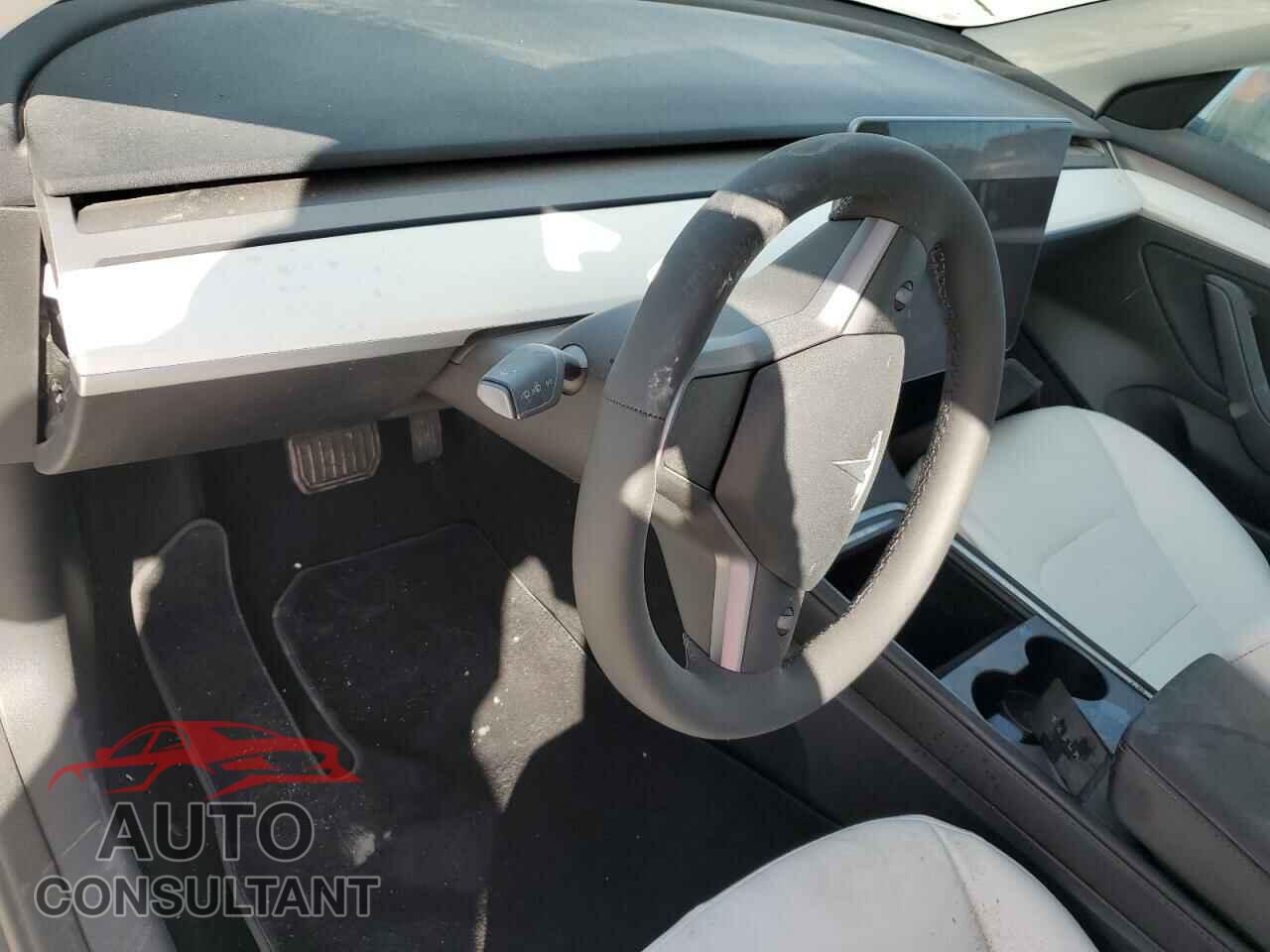 TESLA MODEL 3 2023 - 5YJ3E1EAXPF484292