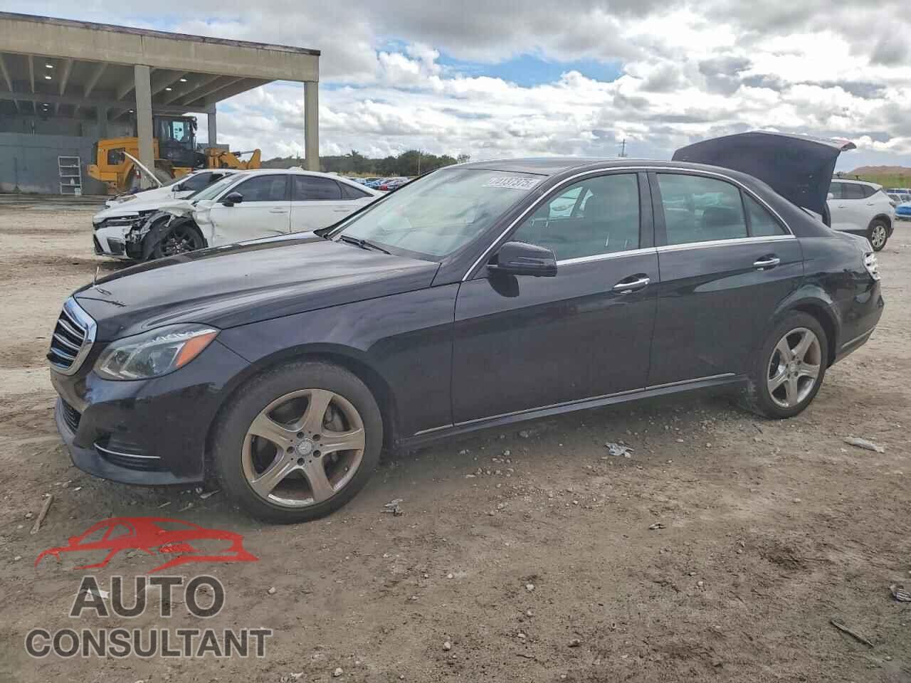 MERCEDES-BENZ E-CLASS 2014 - WDDHF5KB3EA851004
