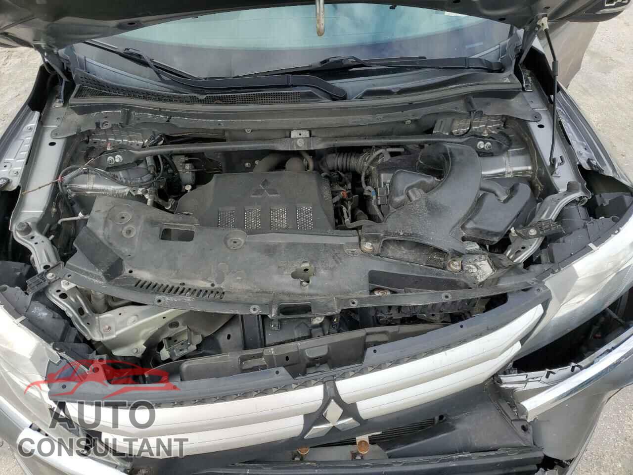 MITSUBISHI ECLIPSE 2019 - JA4AT3AA0KZ040009
