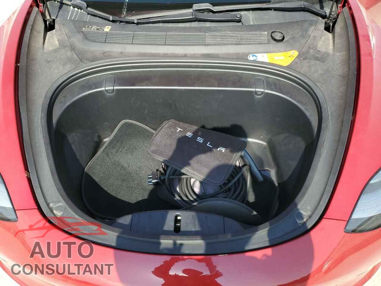 TESLA MODEL 3 2018 - 5YJ3E1EA9JF007182