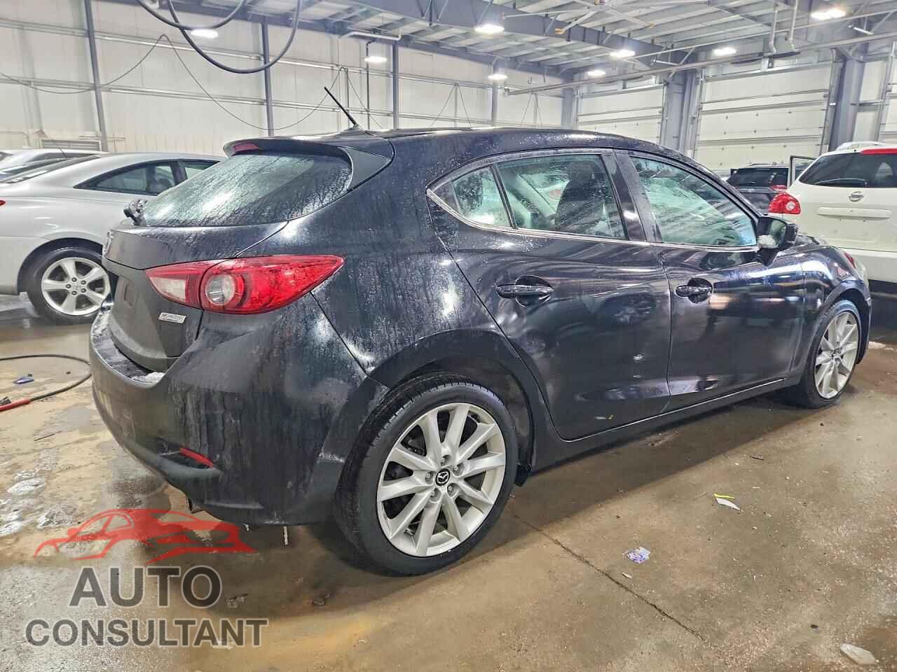 MAZDA 3 2017 - 3MZBN1L39HM130967
