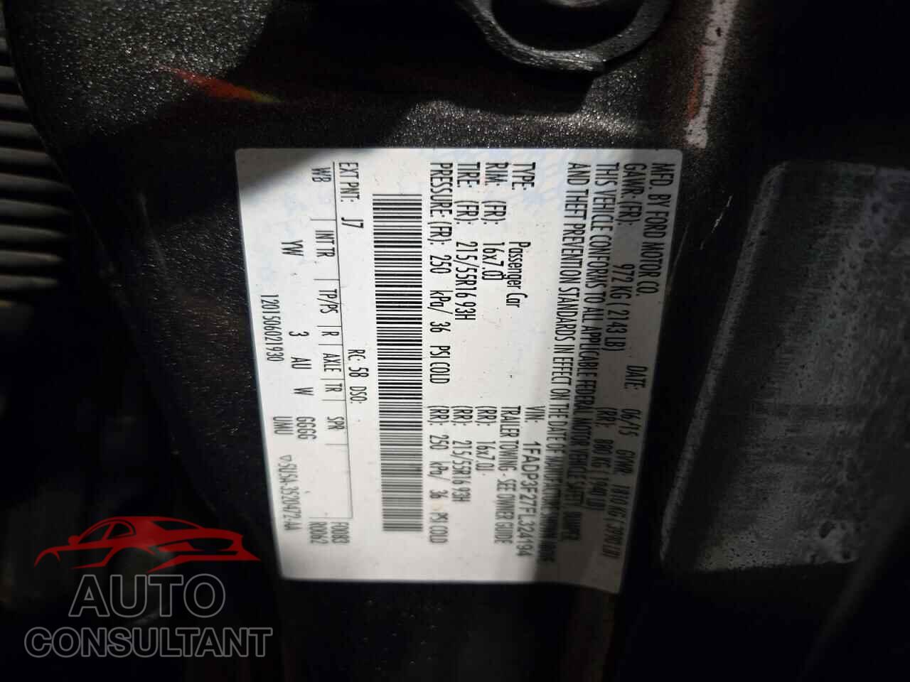 FORD FOCUS 2015 - 1FADP3F27FL324194