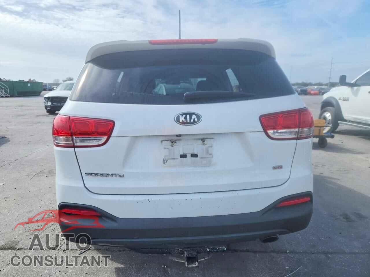 KIA SORENTO 2016 - 5XYPG4A31GG090936
