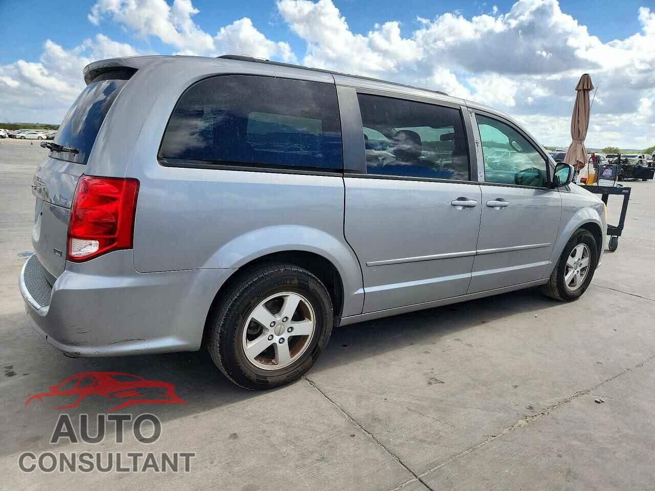 DODGE CARAVAN 2013 - 2C4RDGCG5DR669356