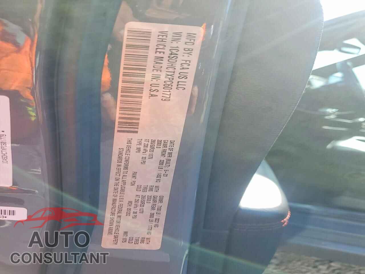 DODGE DURANGO 2023 - 1C4SDHCTXPC601779