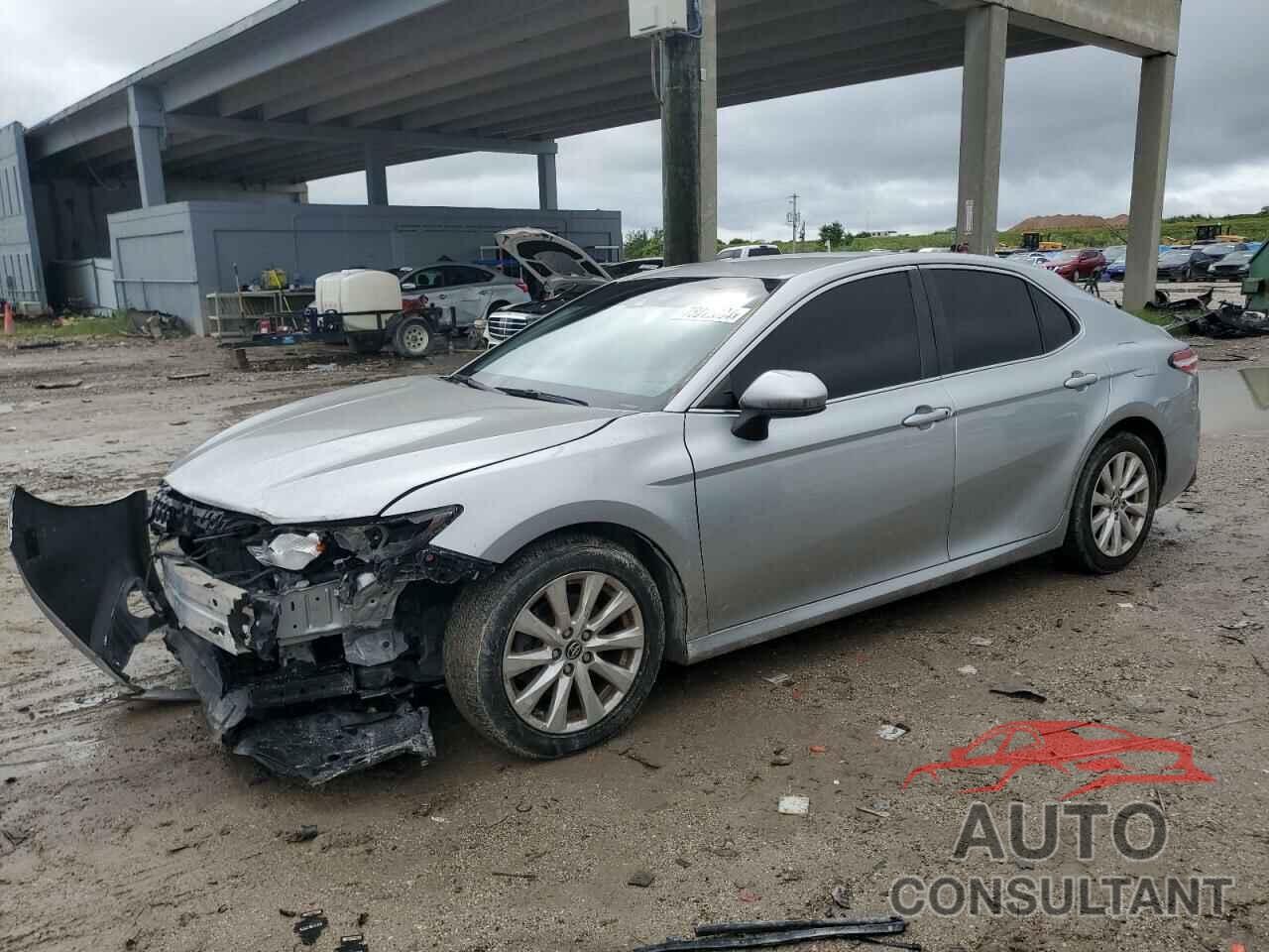 TOYOTA CAMRY 2018 - JTNB11HK3J3029554