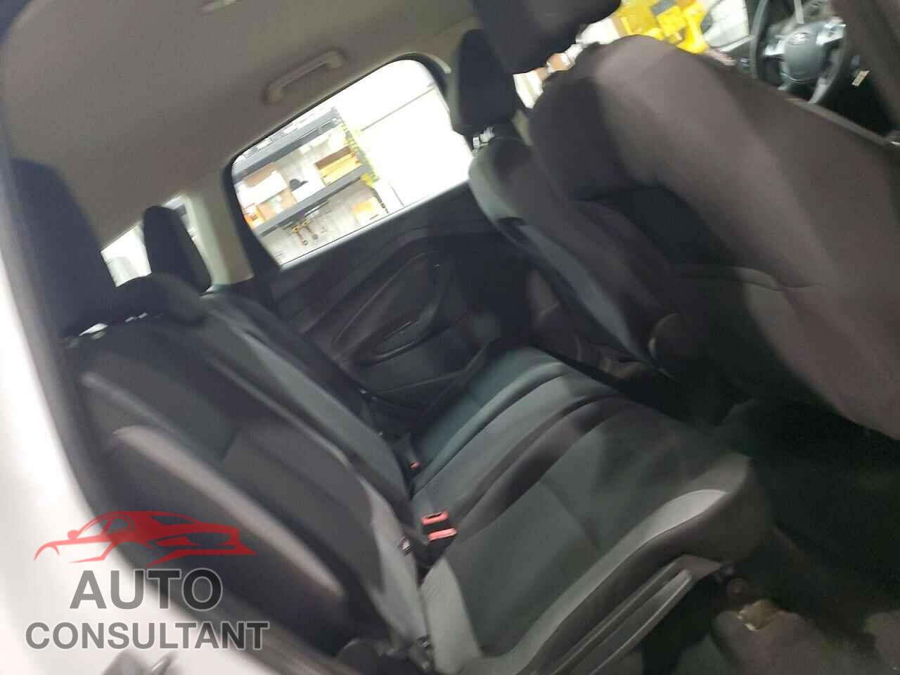 FORD ESCAPE 2013 - 1FMCU0F70DUB39643