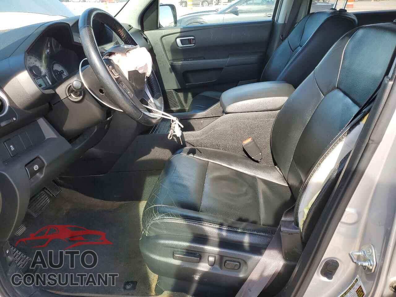 HONDA PILOT 2013 - 5FNYF3H56DB031845