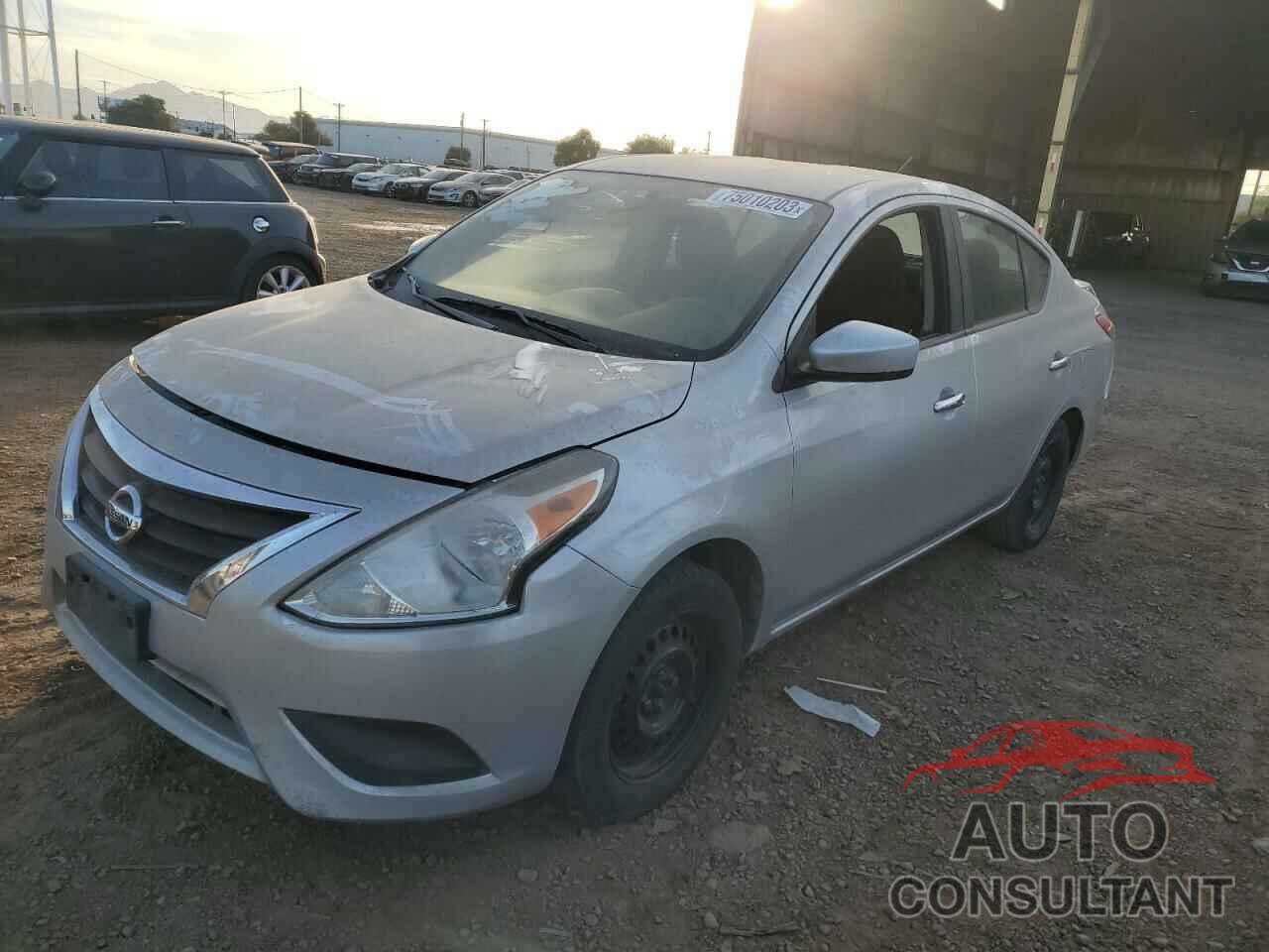 NISSAN VERSA 2018 - 3N1CN7AP5JL864746