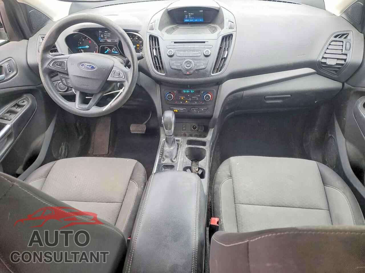 FORD ESCAPE 2018 - 1FMCU0GD2JUD57843