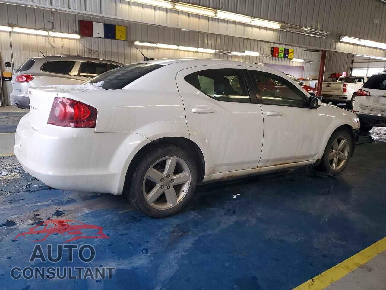 DODGE AVENGER 2011 - 1B3BD1FB0BN557347