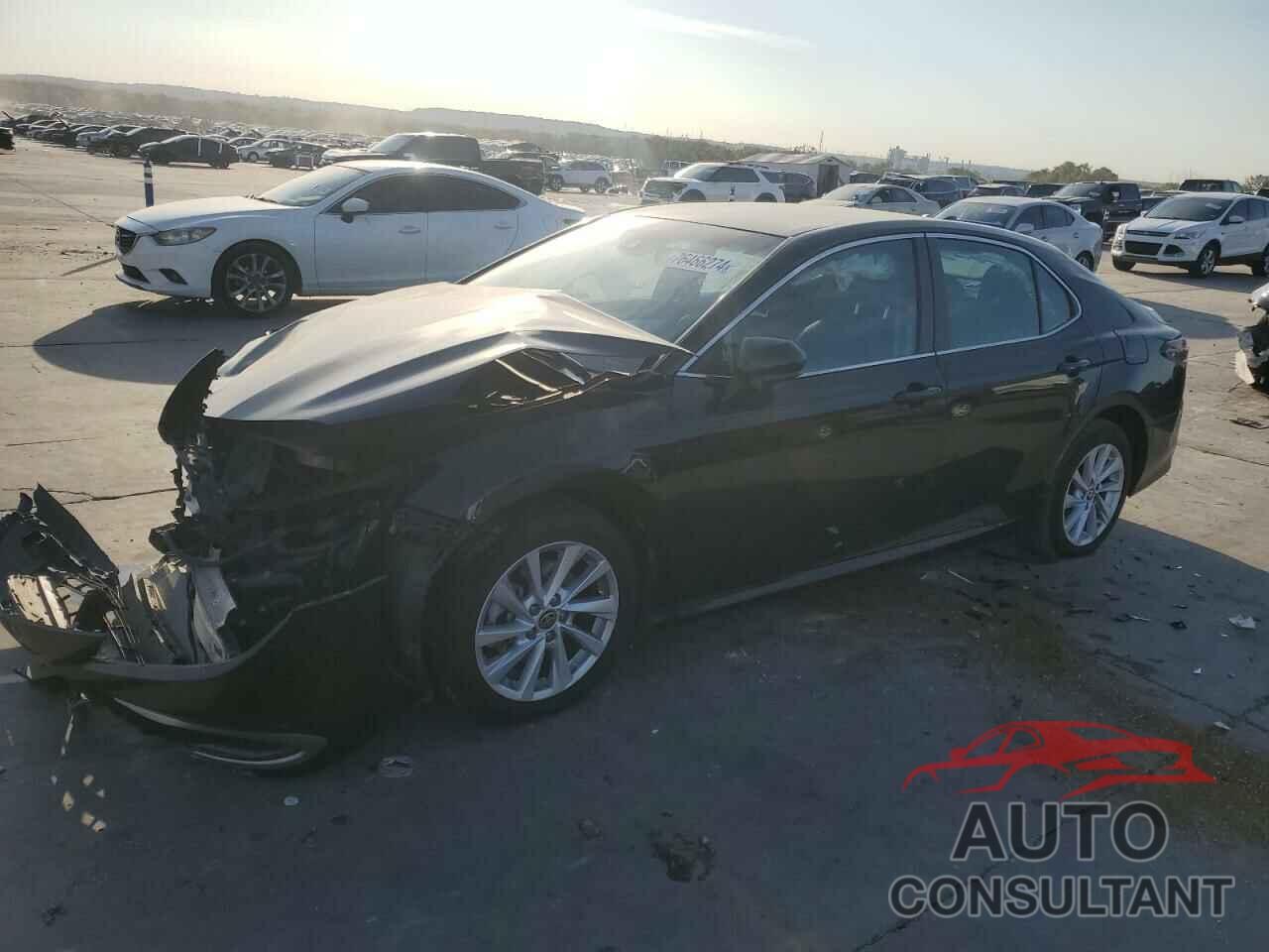 TOYOTA CAMRY 2021 - 4T1C11AK7MU586321