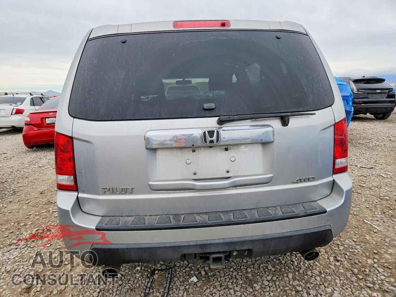 HONDA PILOT 2011 - 5FNYF4H61BB097697