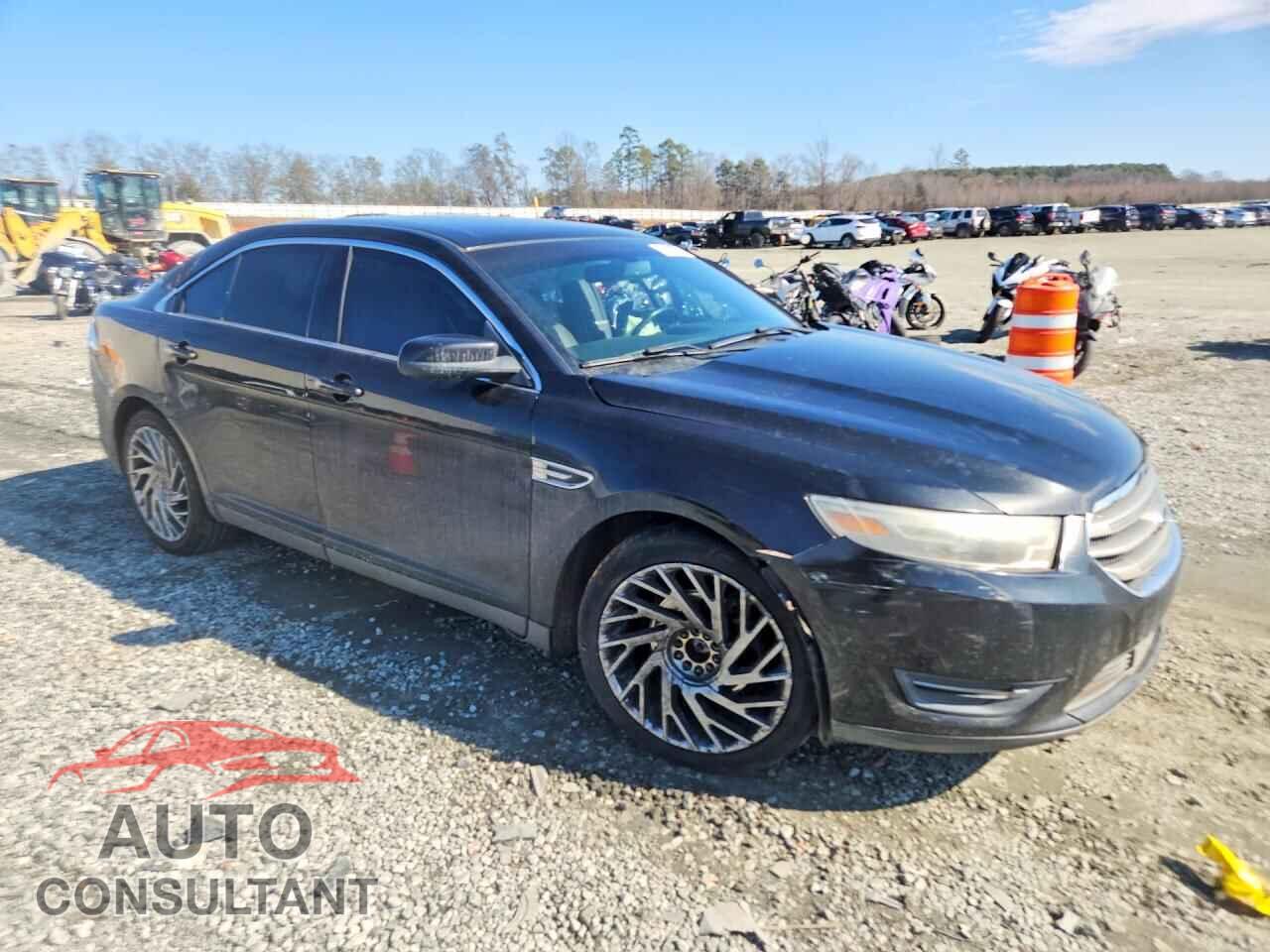FORD TAURUS 2013 - 1FAHP2E83DG148249