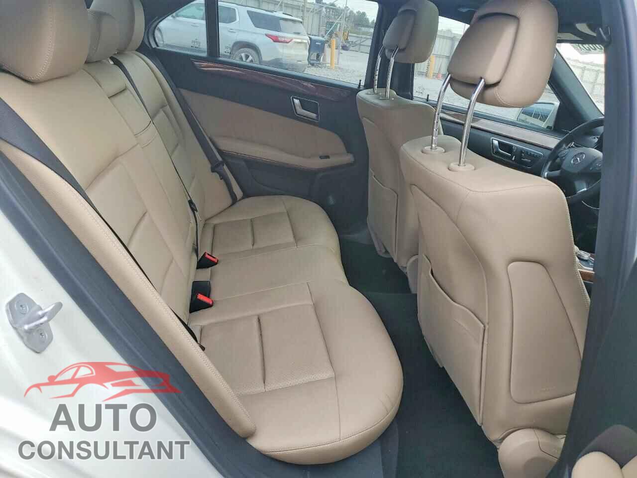 MERCEDES-BENZ E-CLASS 2012 - WDDHF8JB9CA548888