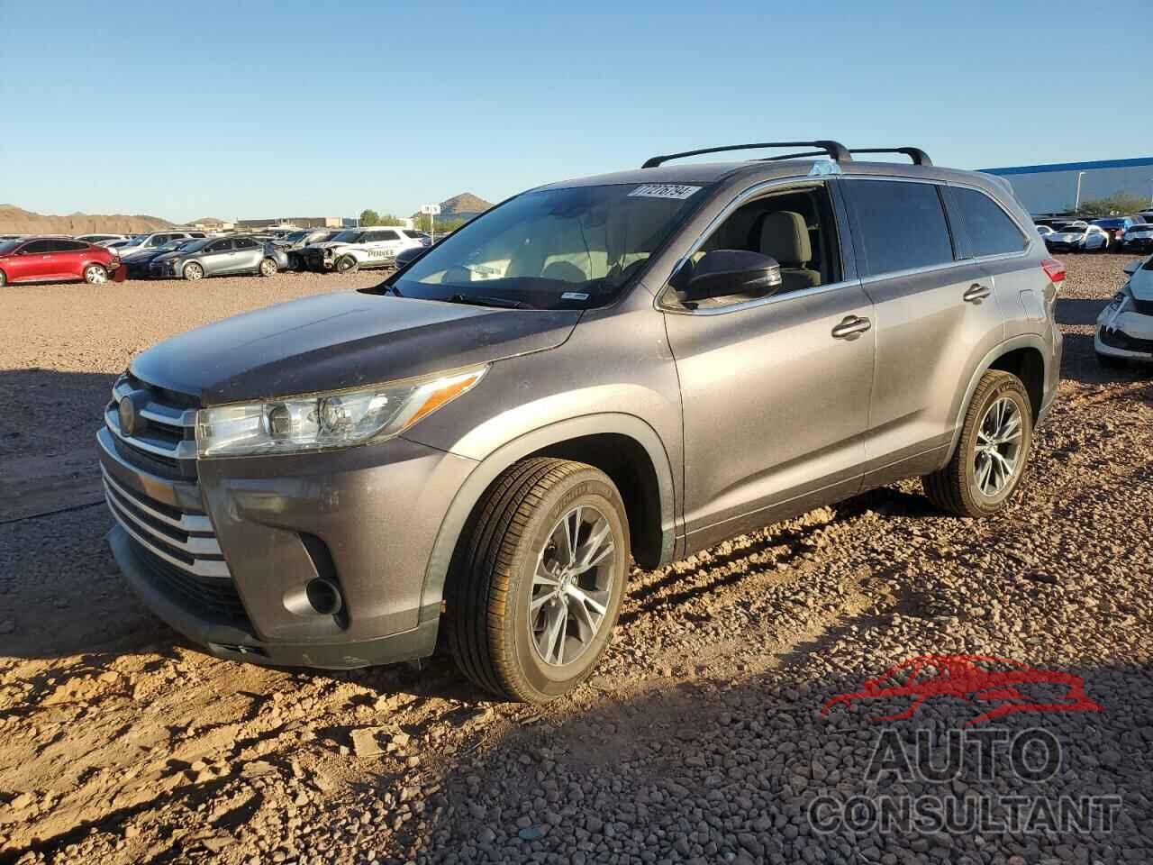 TOYOTA HIGHLANDER 2018 - 5TDZZRFH8JS250230