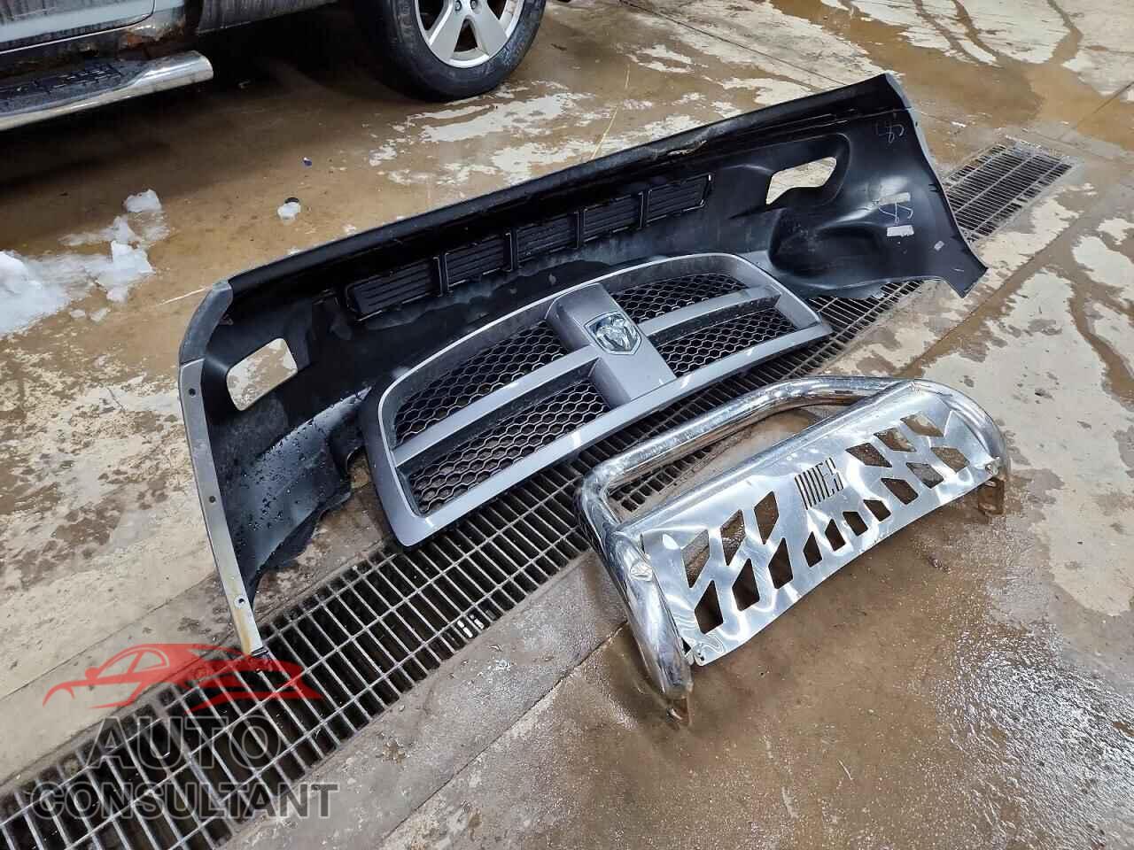 DODGE RAM 1500 2012 - 1C6RD7FT5CS248556