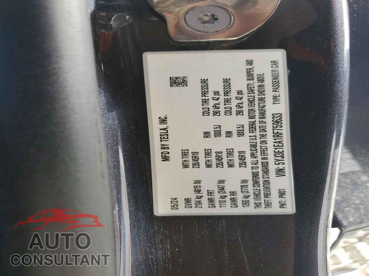 TESLA MODEL 3 2024 - 5YJ3E1EA1RF759633