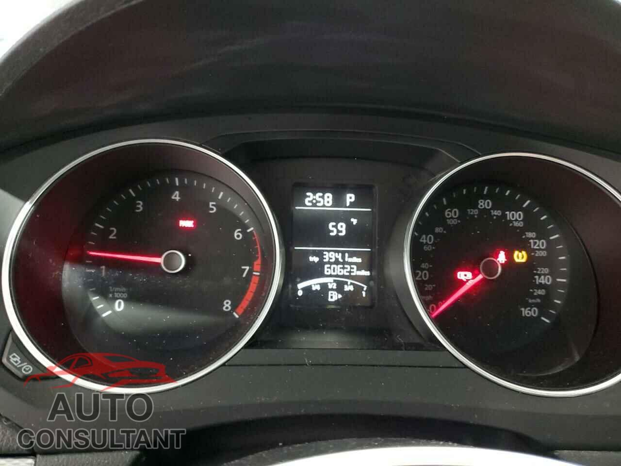 VOLKSWAGEN JETTA 2017 - 3VW2B7AJ3HM410459