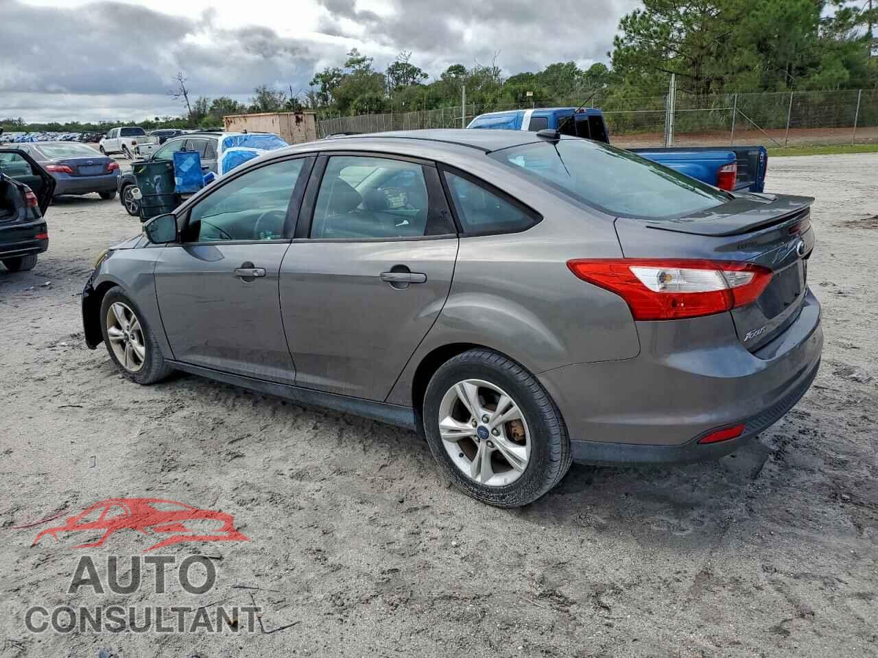 FORD FOCUS 2012 - 1FAHP3F29CL445113