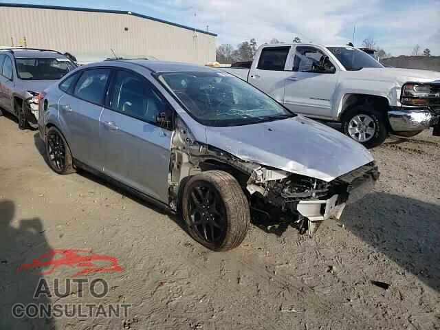 FORD FOCUS 2016 - 1FADP3F2XGL295257