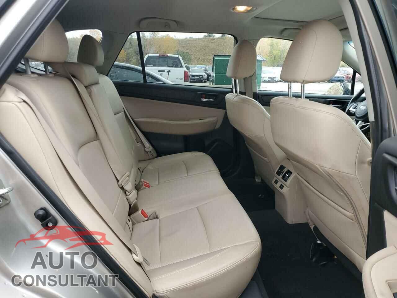 SUBARU OUTBACK 2017 - 4S4BSANC4H3365878