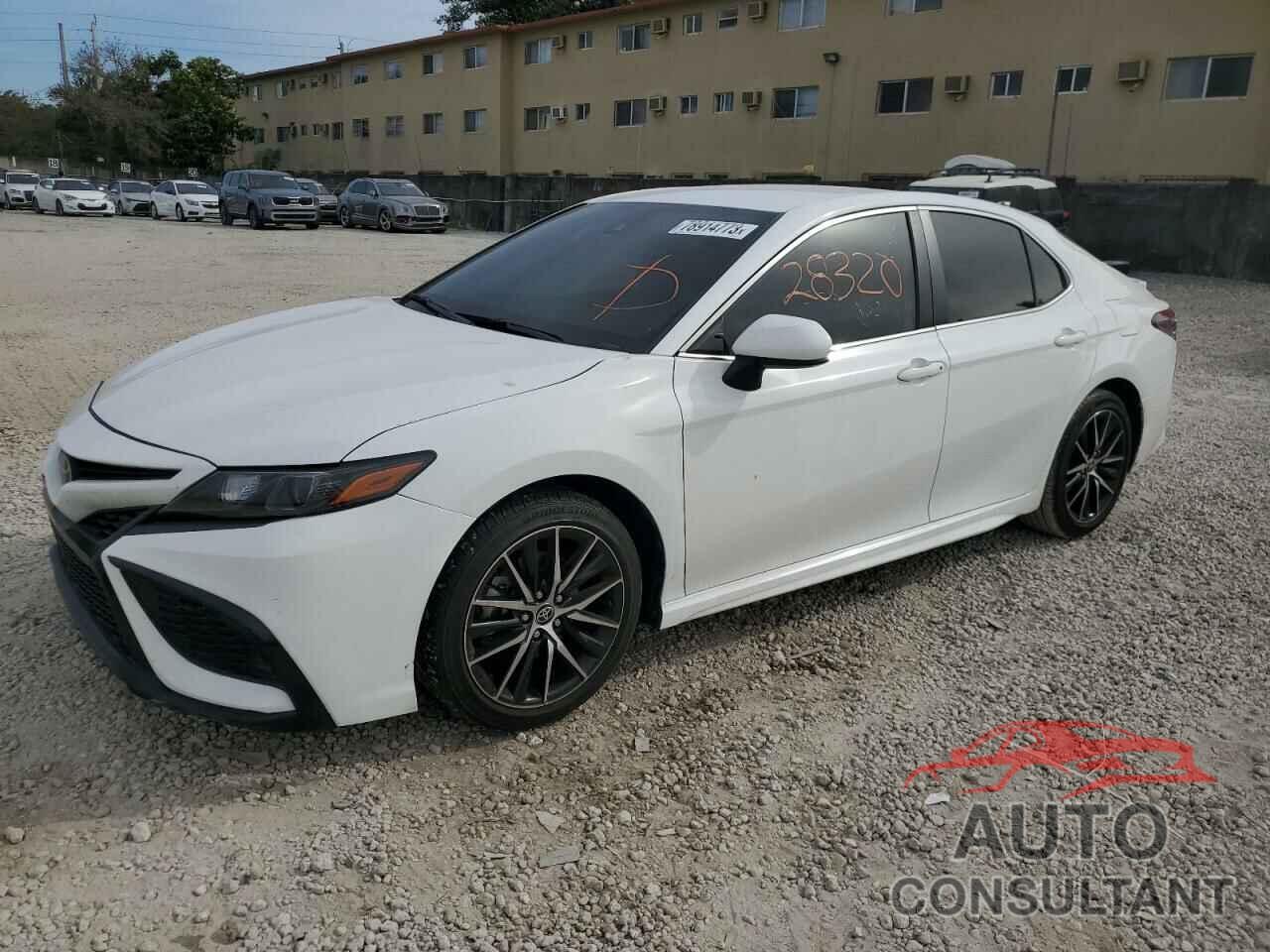 TOYOTA CAMRY 2022 - 4T1G11AK8NU665564