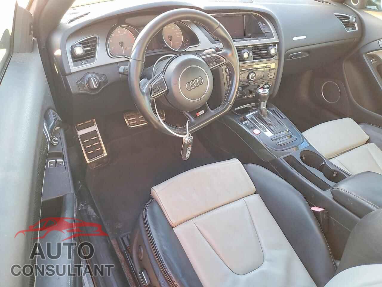 AUDI S5/RS5 2014 - WAUCGAFR2EA005641