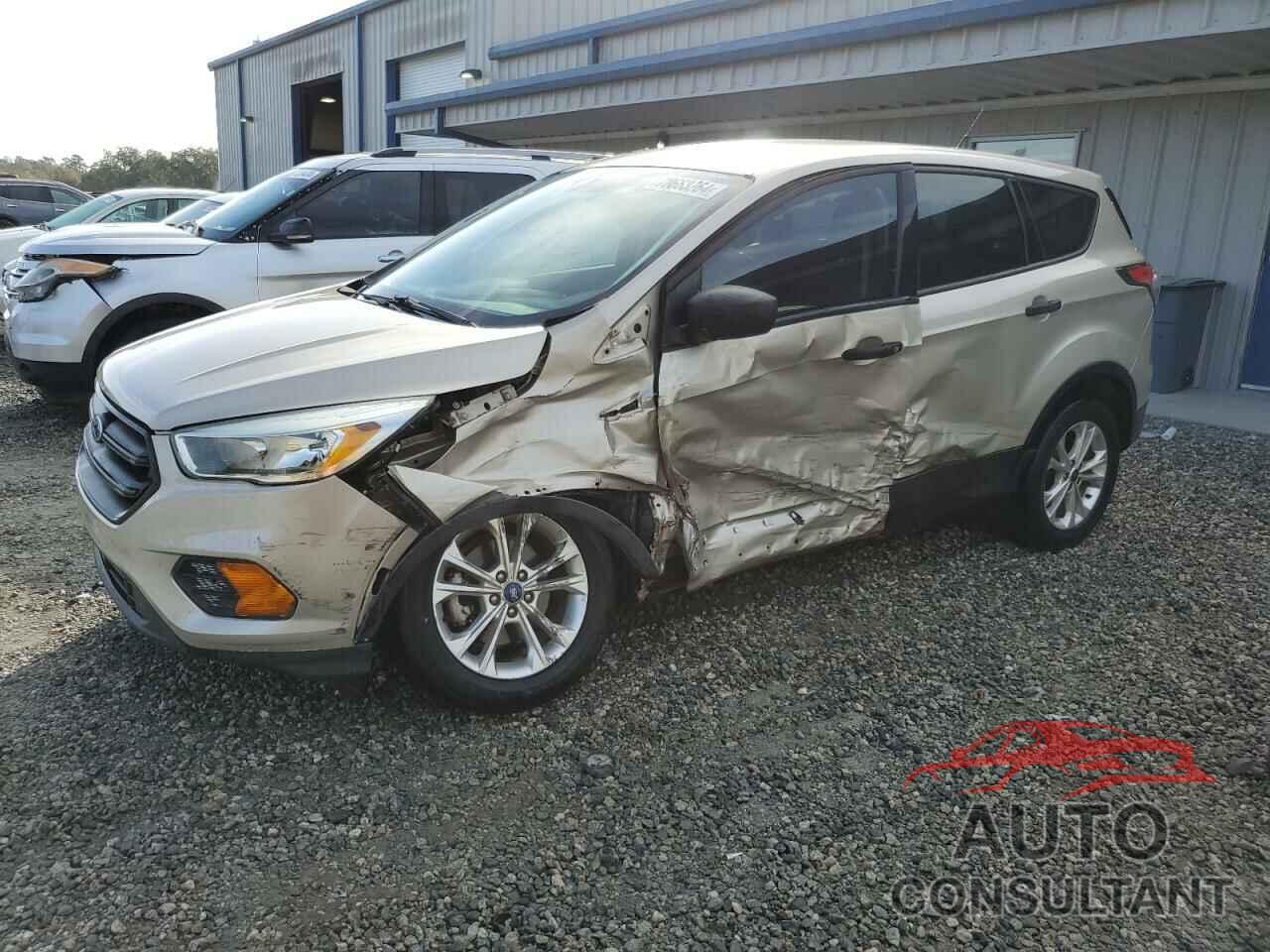 FORD ESCAPE 2017 - 1FMCU0F74HUA88282
