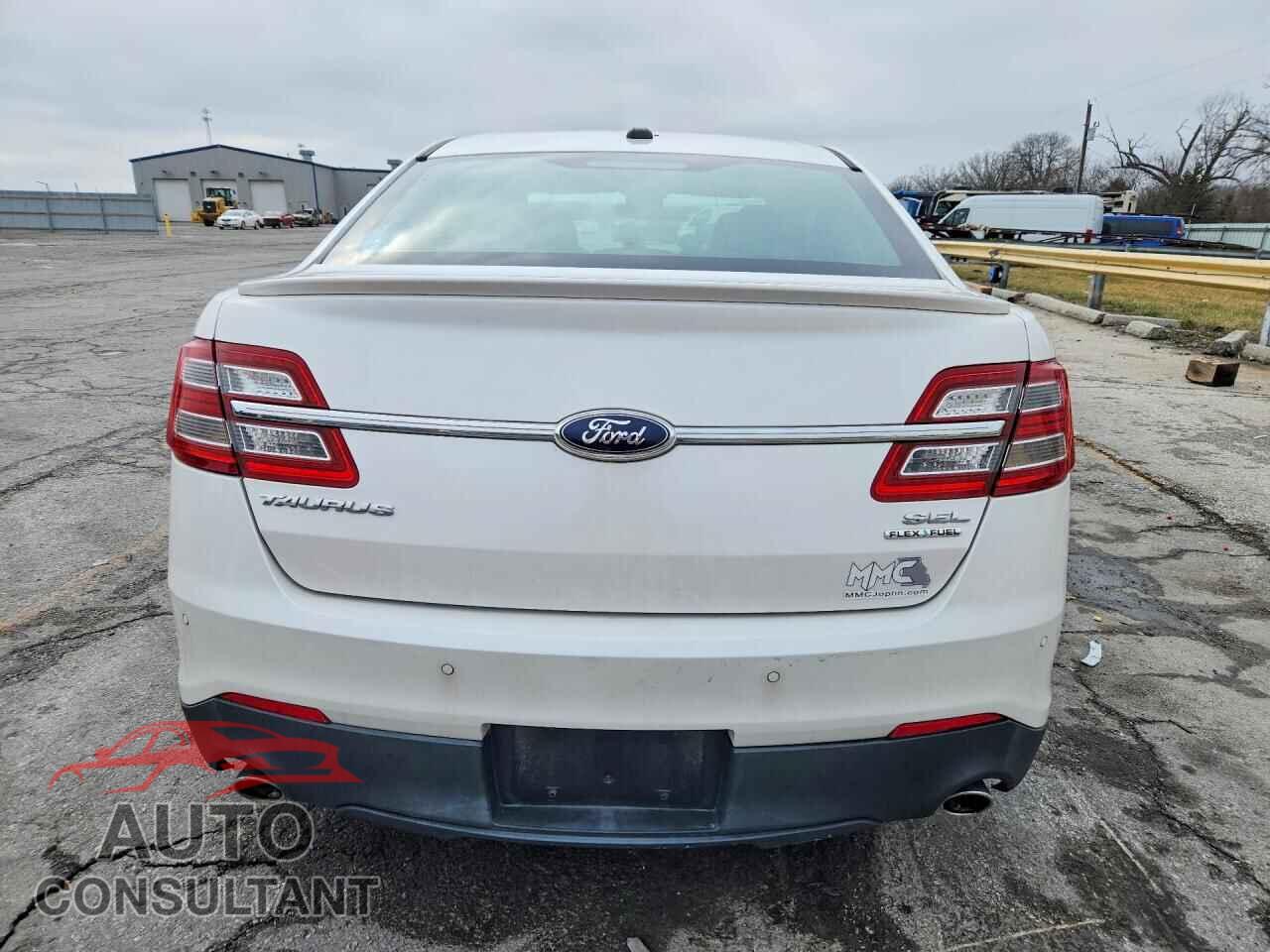 FORD TAURUS 2013 - 1FAHP2E81DG180911