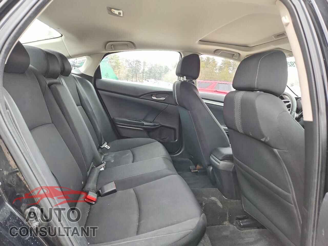 HONDA CIVIC 2017 - 19XFC2F77HE221406
