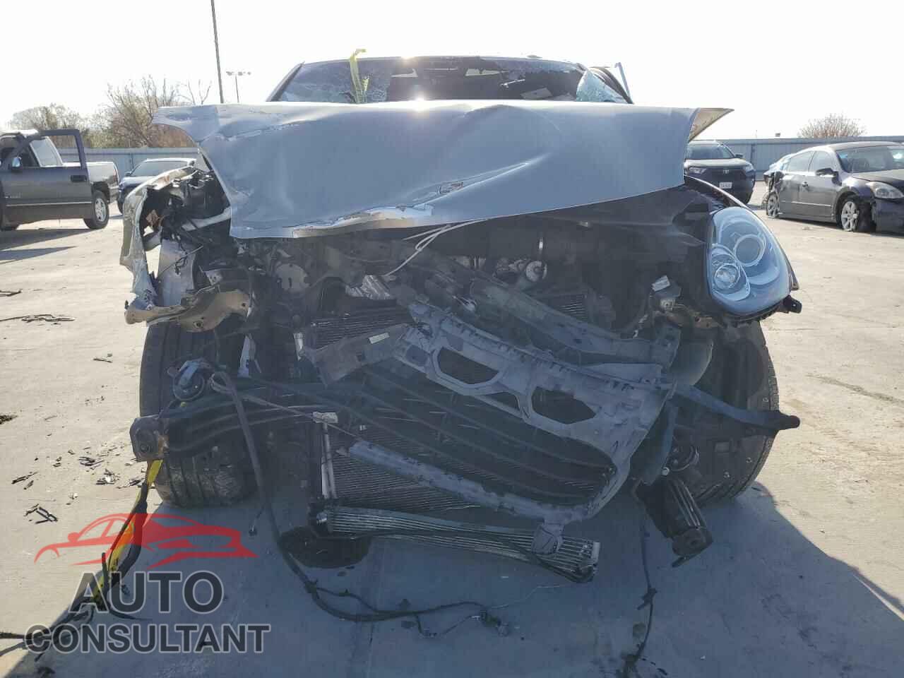 PORSCHE CAYENNE 2016 - WP1AA2A24GLA02354