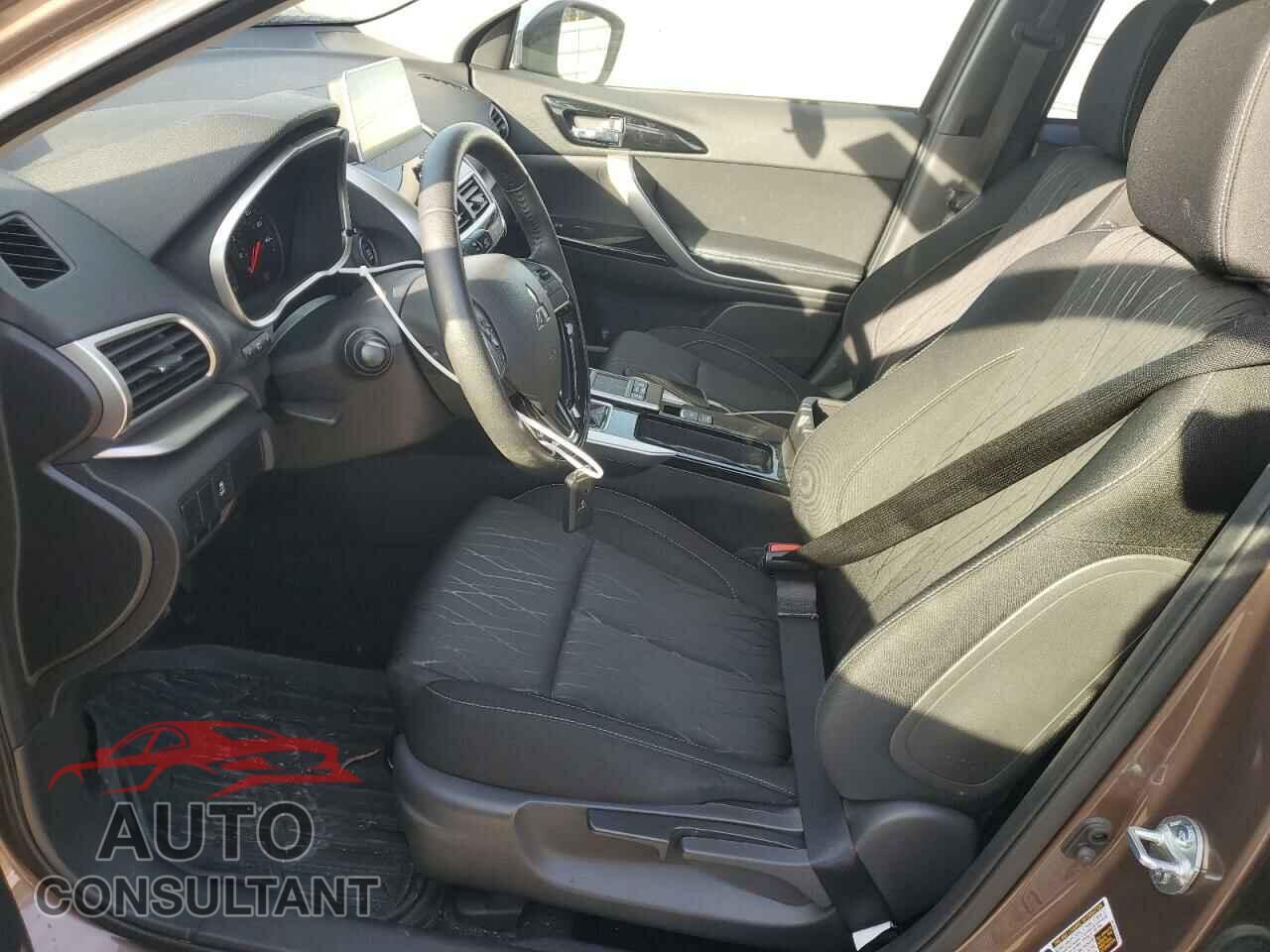 MITSUBISHI ECLIPSE 2018 - JA4AT5AA6JZ065474