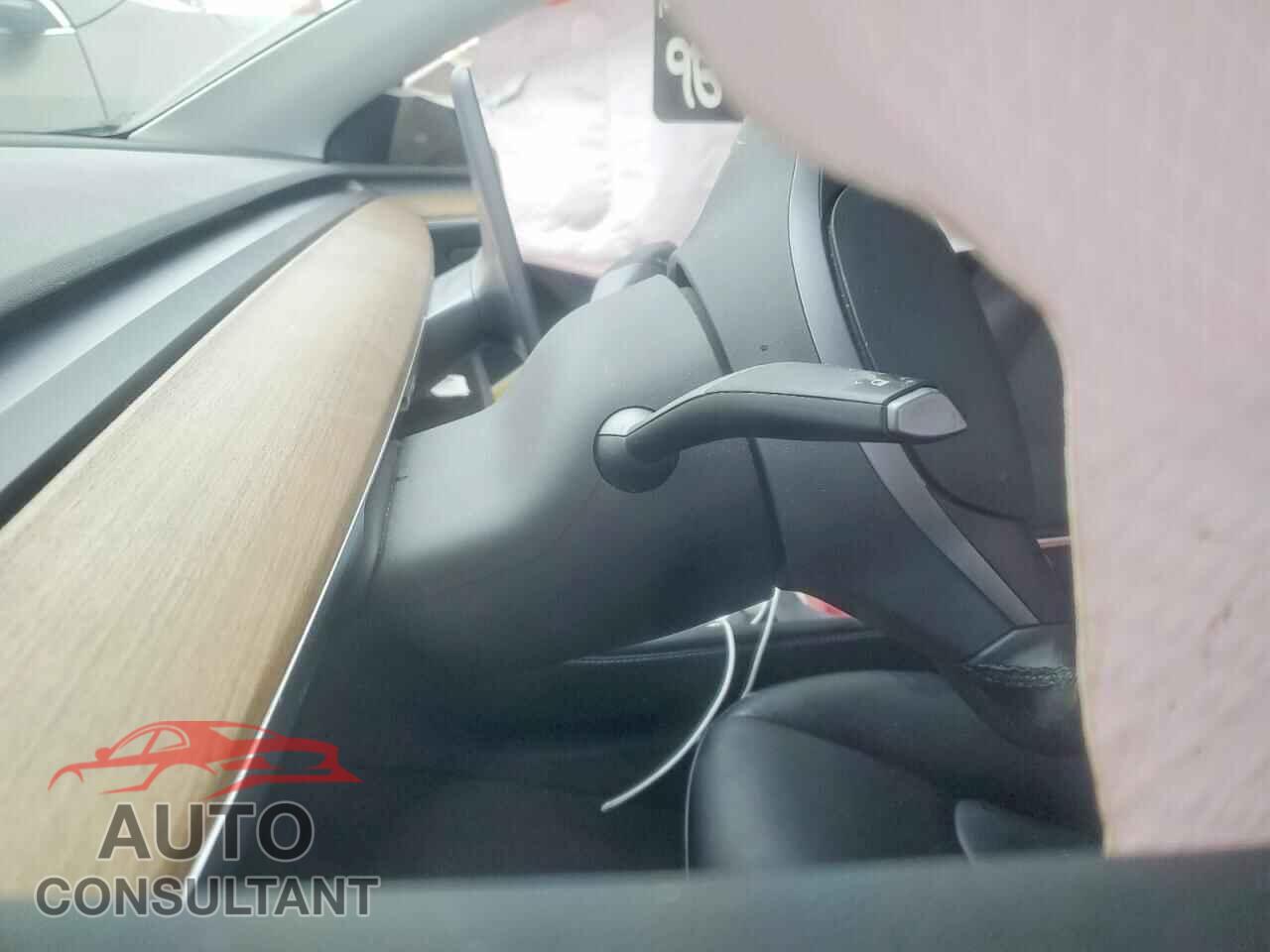 TESLA MODEL Y 2022 - 7SAYGDEE8NA018569