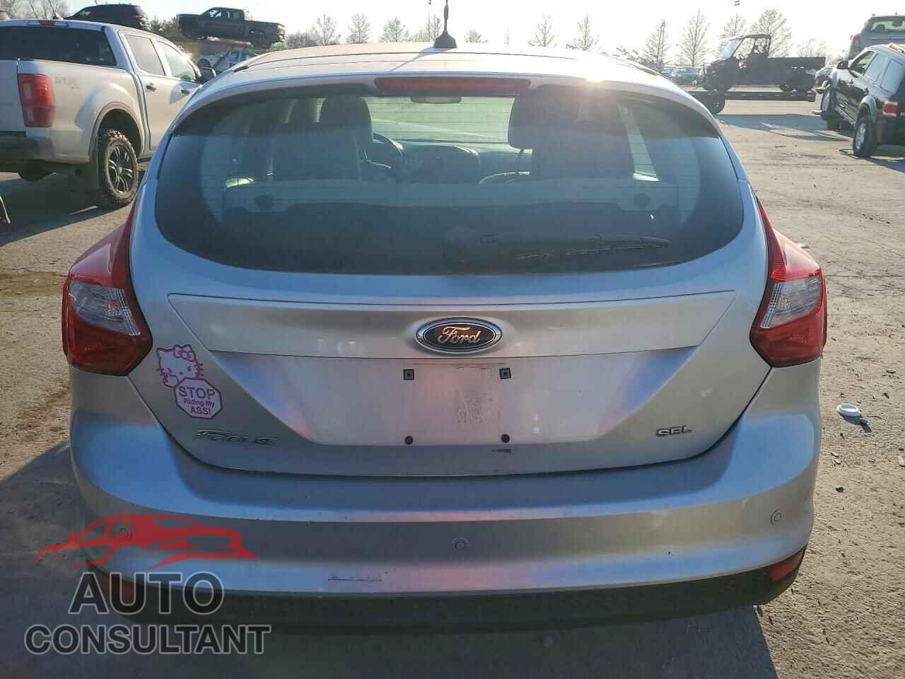 FORD FOCUS 2012 - 1FAHP3M27CL210308