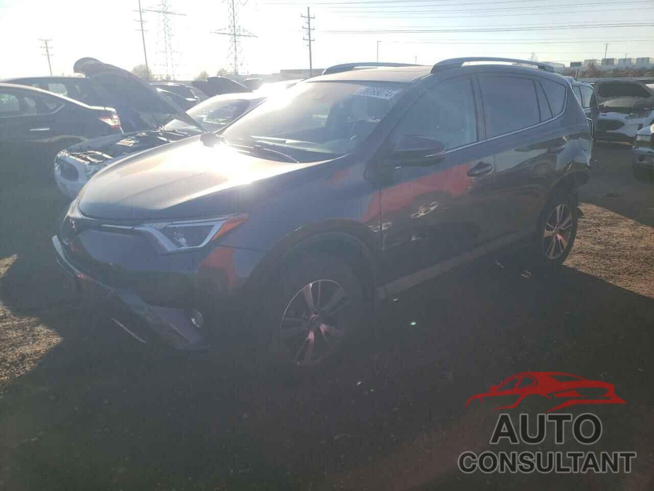 TOYOTA RAV4 2018 - JTMRFREV7JJ188400