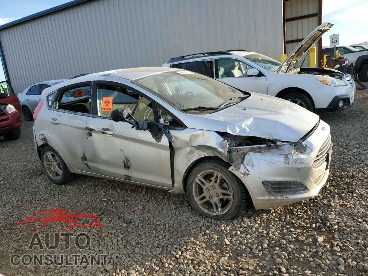 FORD FIESTA 2018 - 3FADP4EJ9JM122656