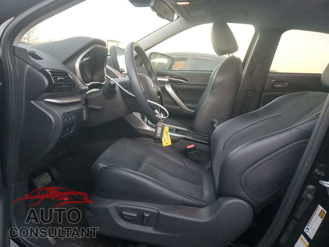 MITSUBISHI ECLIPSE 2024 - JA4ATWAA7RZ001400