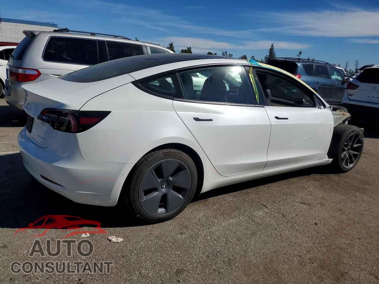 TESLA MODEL 3 2022 - 5YJ3E1EB6NF180575