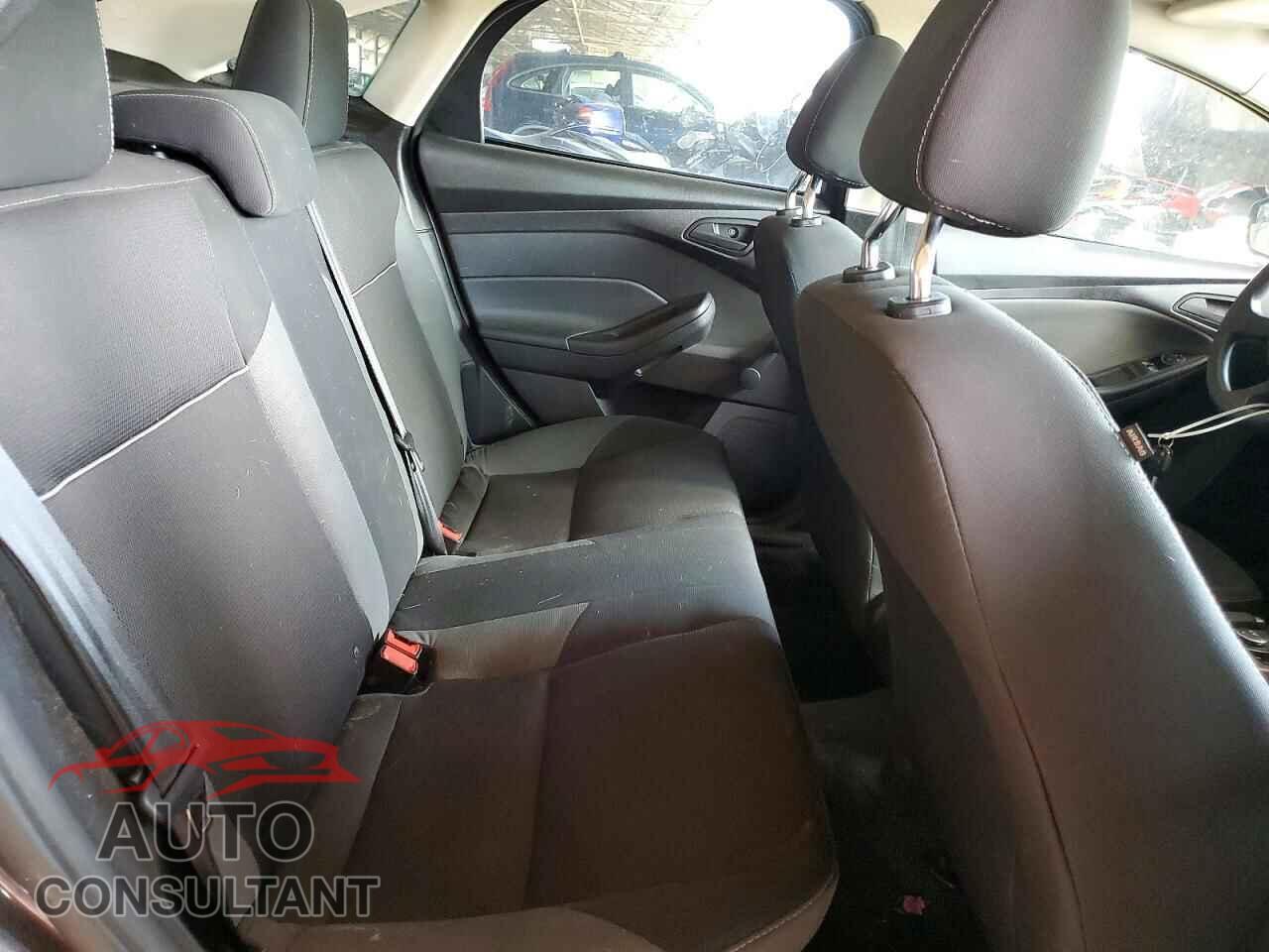 FORD FOCUS 2014 - 1FADP3E20EL169830