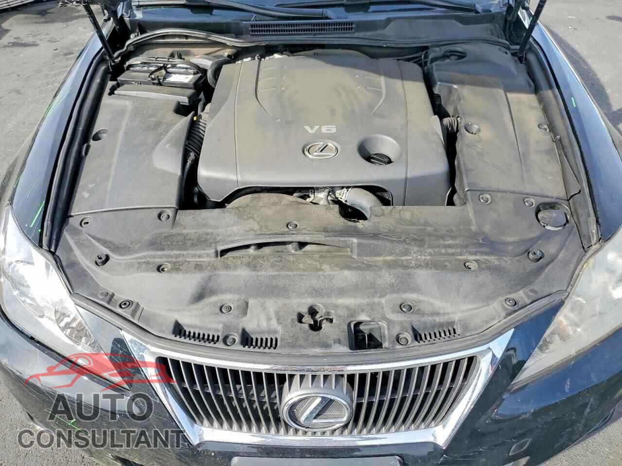 LEXUS IS 2011 - JTHBF5C24B5130093