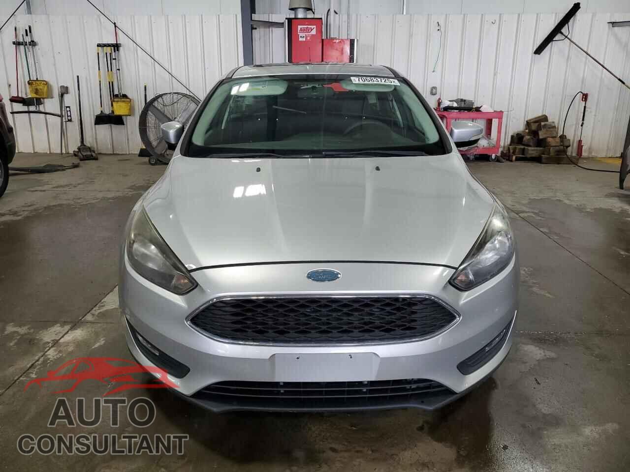 FORD FOCUS 2017 - 1FADP3M28HL336666