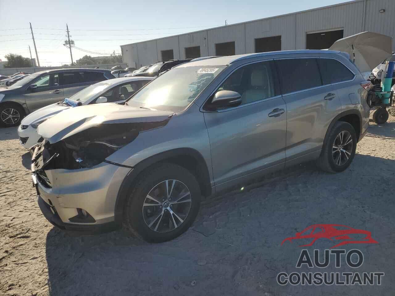 TOYOTA HIGHLANDER 2016 - 5TDKKRFH2GS142748