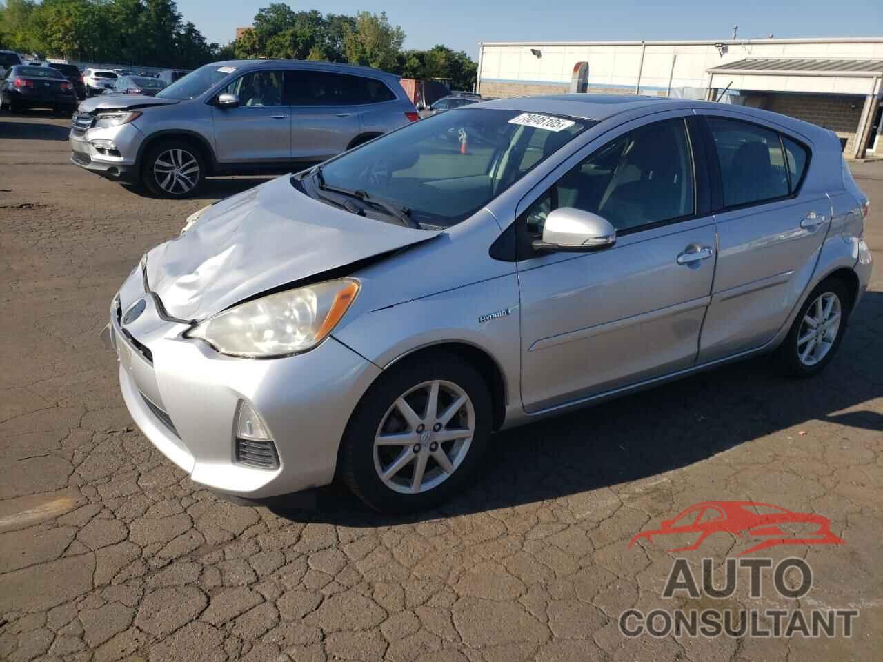 TOYOTA PRIUS 2013 - JTDKDTB30D1049401