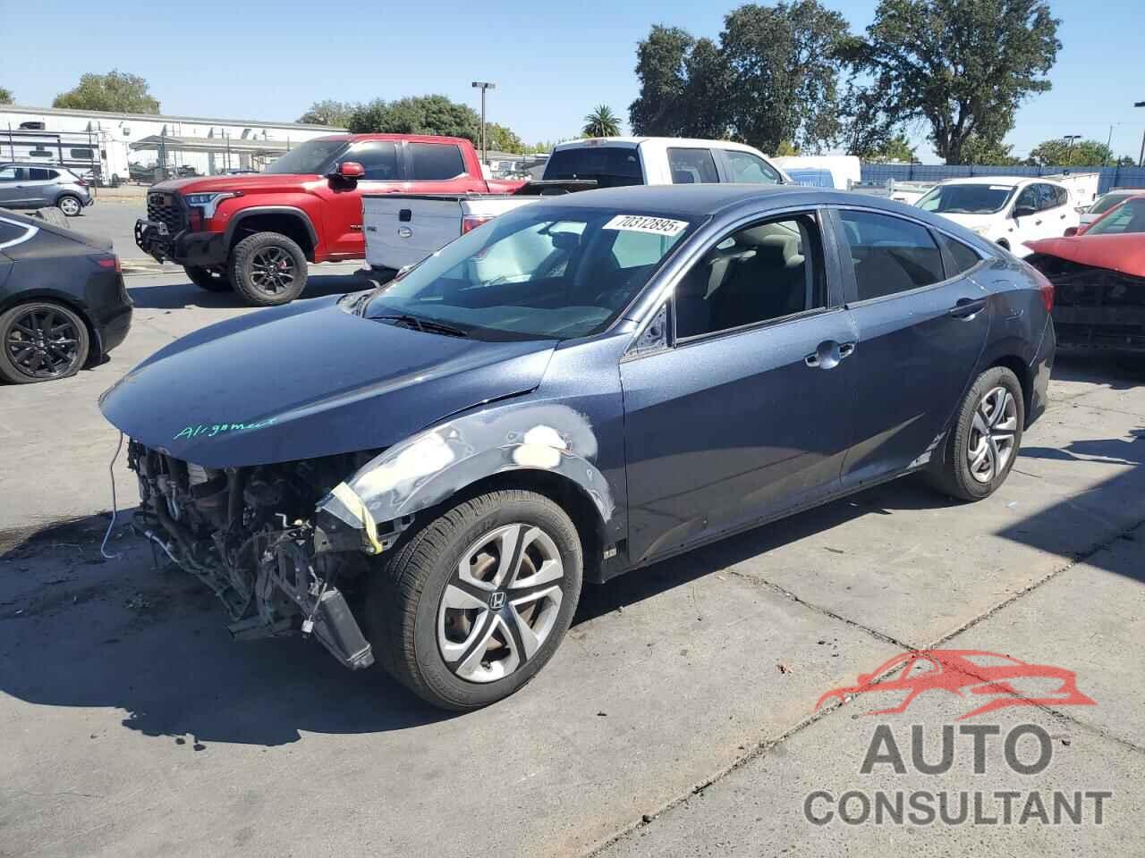 HONDA CIVIC 2018 - 2HGFC2F54JH600325