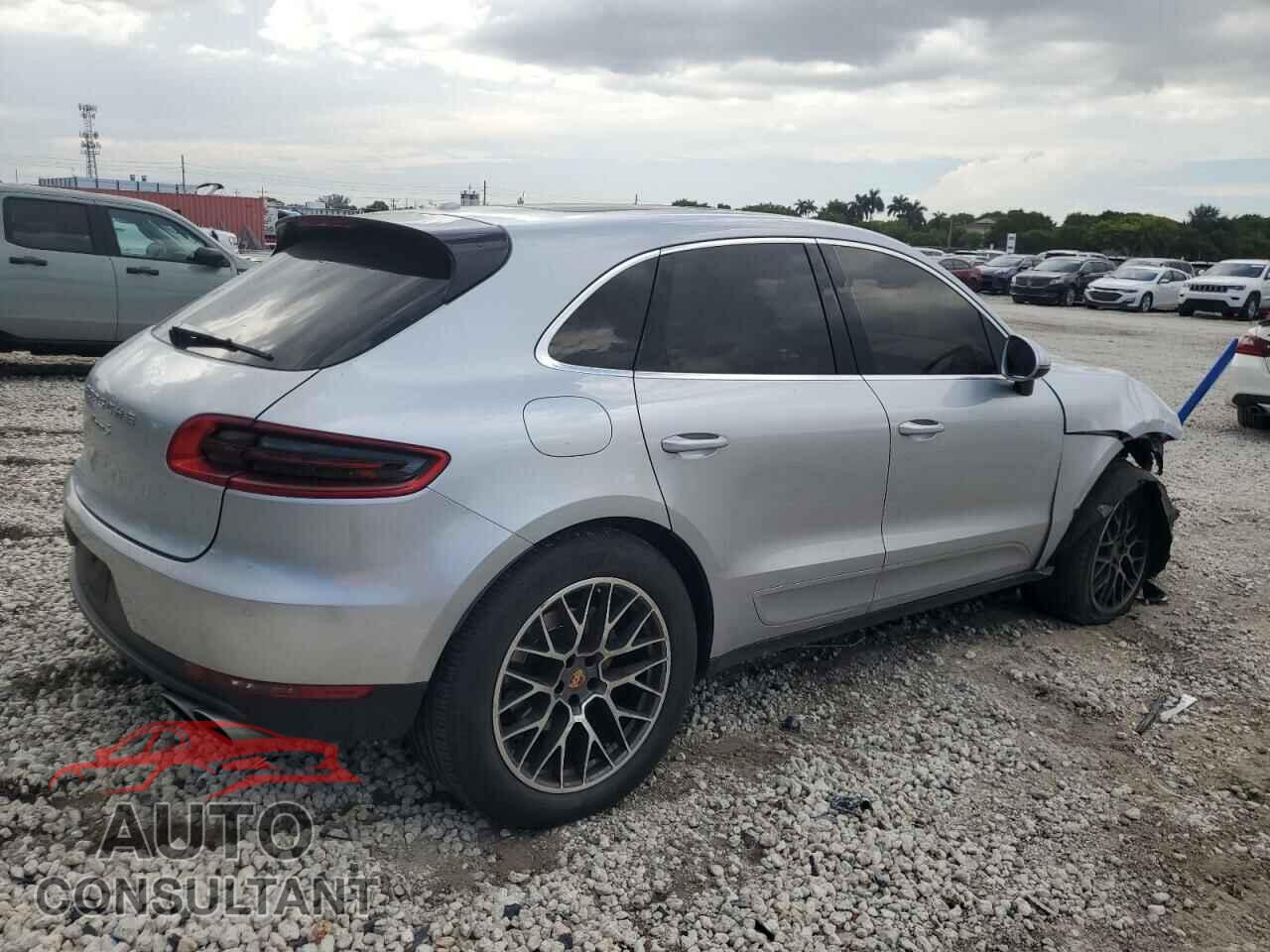 PORSCHE MACAN 2016 - WP1AB2A52GLB57122